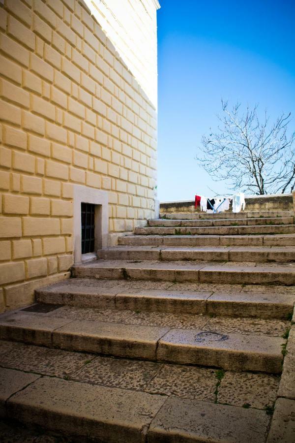 Bed & Breakfast San Nicola D'amare 2*